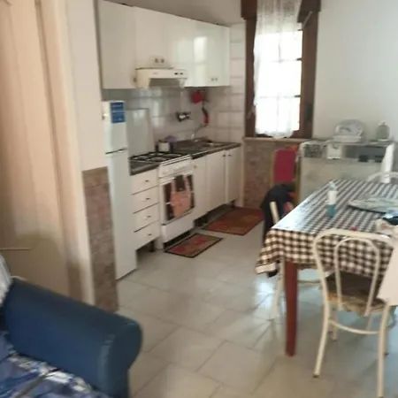 Raffaellina فيلة سانتا ماريا ديل سيدرو
